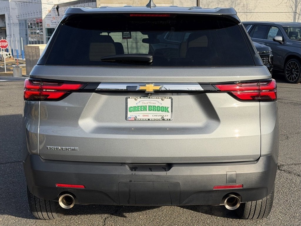 2023 Chevrolet Traverse LS