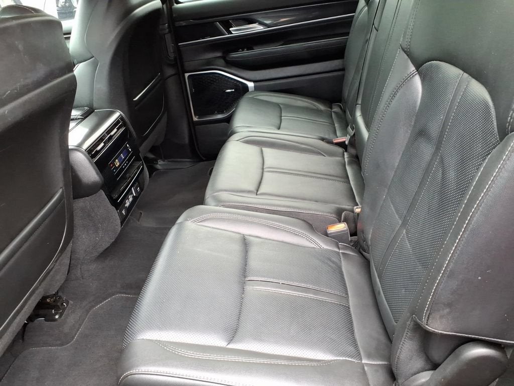 2023 Jeep Wagoneer ATMOSPHERE / BROWNSTONE