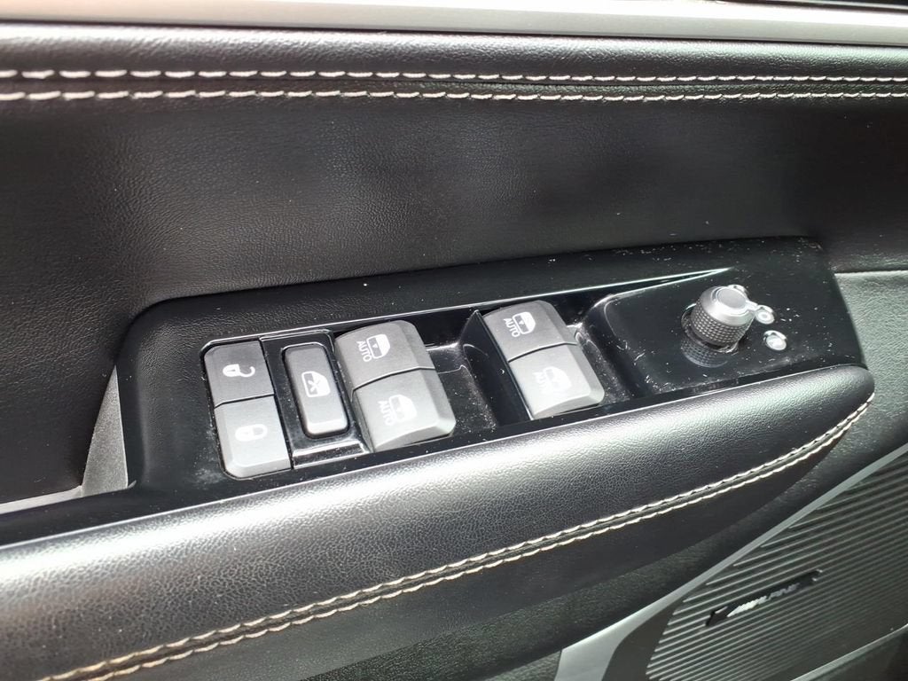 2023 Jeep Wagoneer Series I - Photo 19