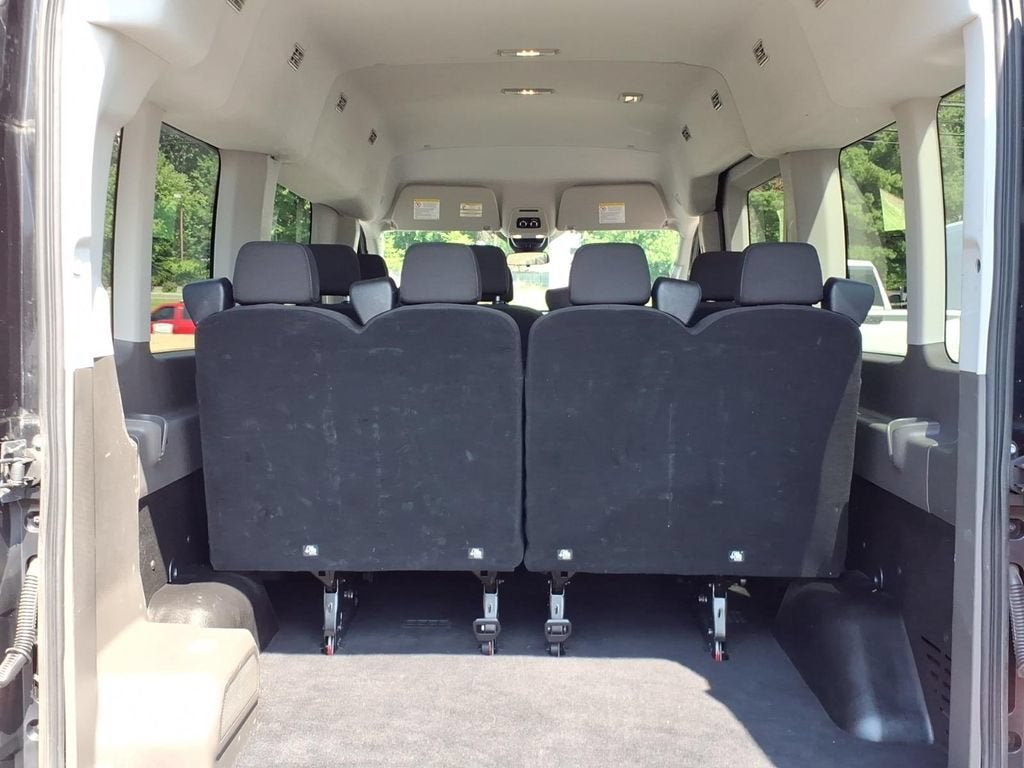 2024 Ford Transit Passenger Wagon XL