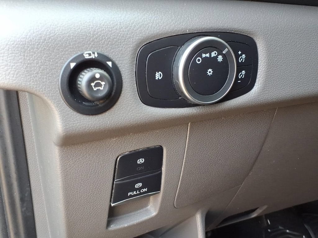 2024 Ford Transit Passenger Wagon XL
