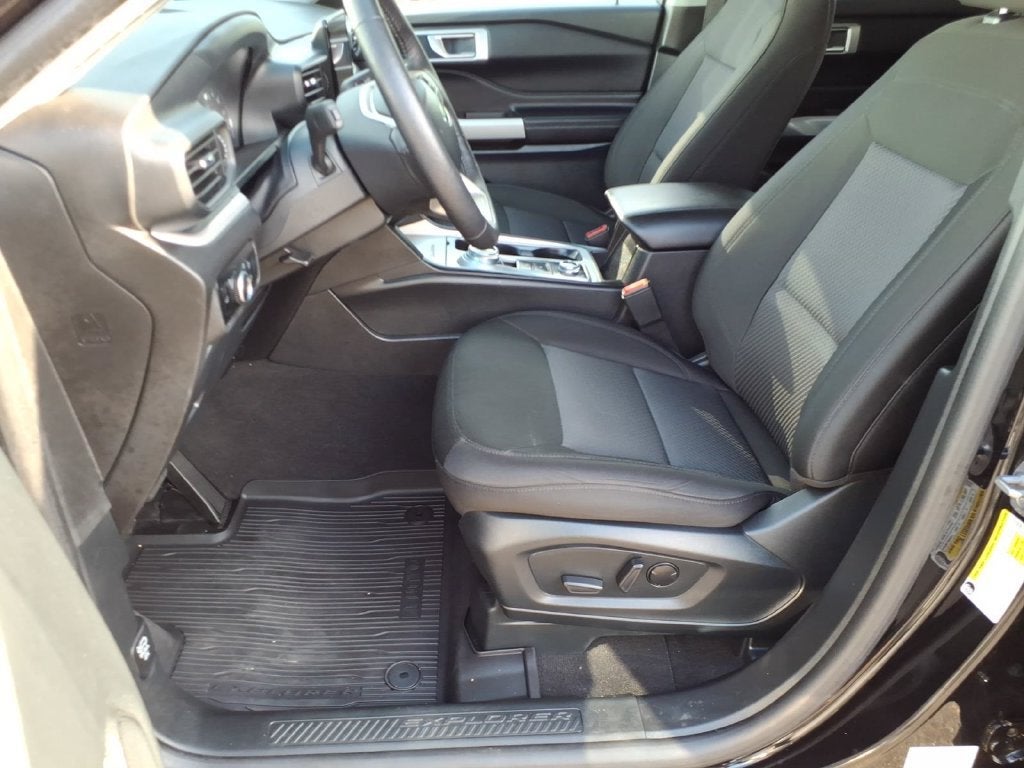 2024 Ford Explorer XLT - Photo 15