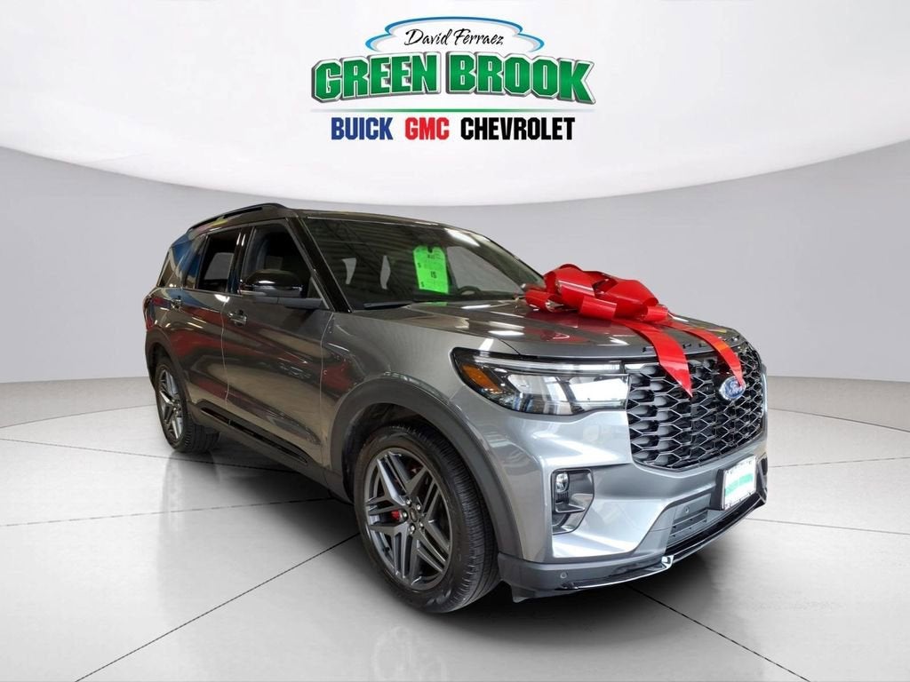 2026 Ford Explorer ST 4WD's photo