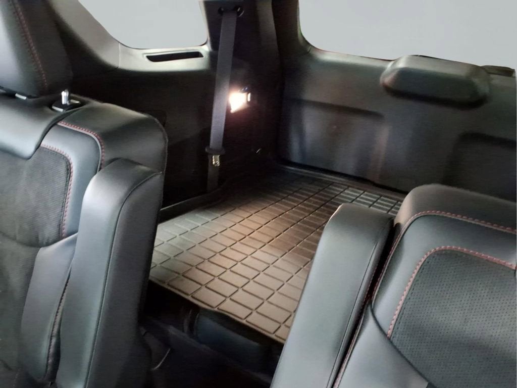 2026 Ford Explorer ST - Photo 14