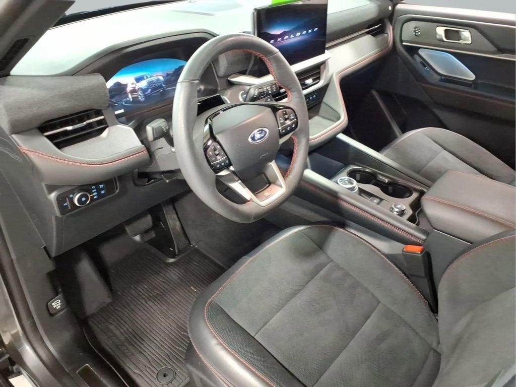 2026 Ford Explorer ST - Photo 21