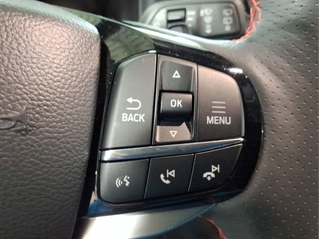 2026 Ford Explorer ST - Photo 28