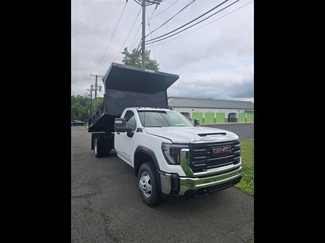 2026 GMC Sierra 3500 HD Chassis Cab Pro