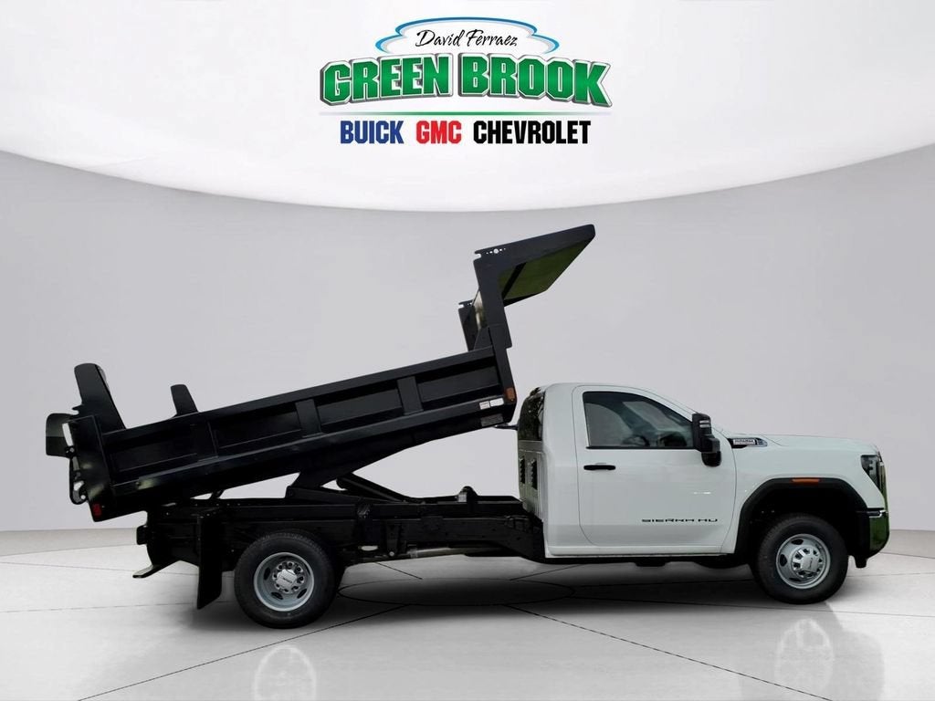 2026 GMC Sierra 3500 HD Chassis Cab Pro
