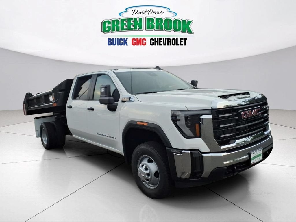 2026 GMC Sierra 3500 HD Chassis Cab Pro