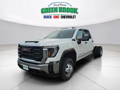 2026 GMC Sierra 3500 HD Chassis Cab Pro