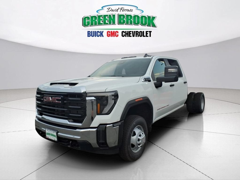 2026 GMC Sierra 3500 HD Chassis Cab Pro