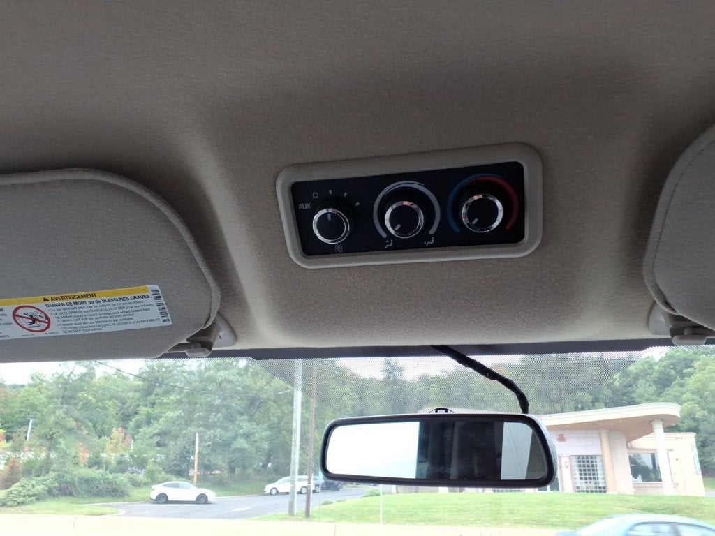 2026 GMC Savana Passenger LS
