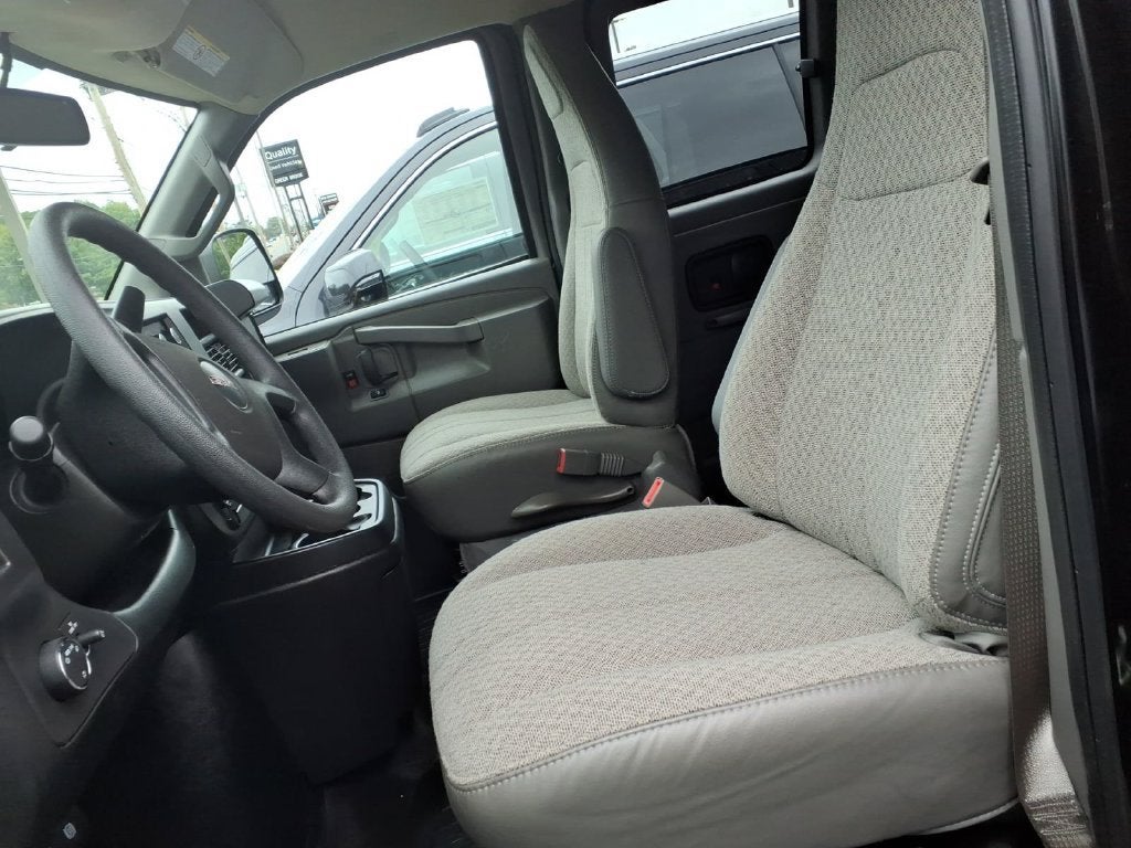 2026 GMC Savana Passenger LS