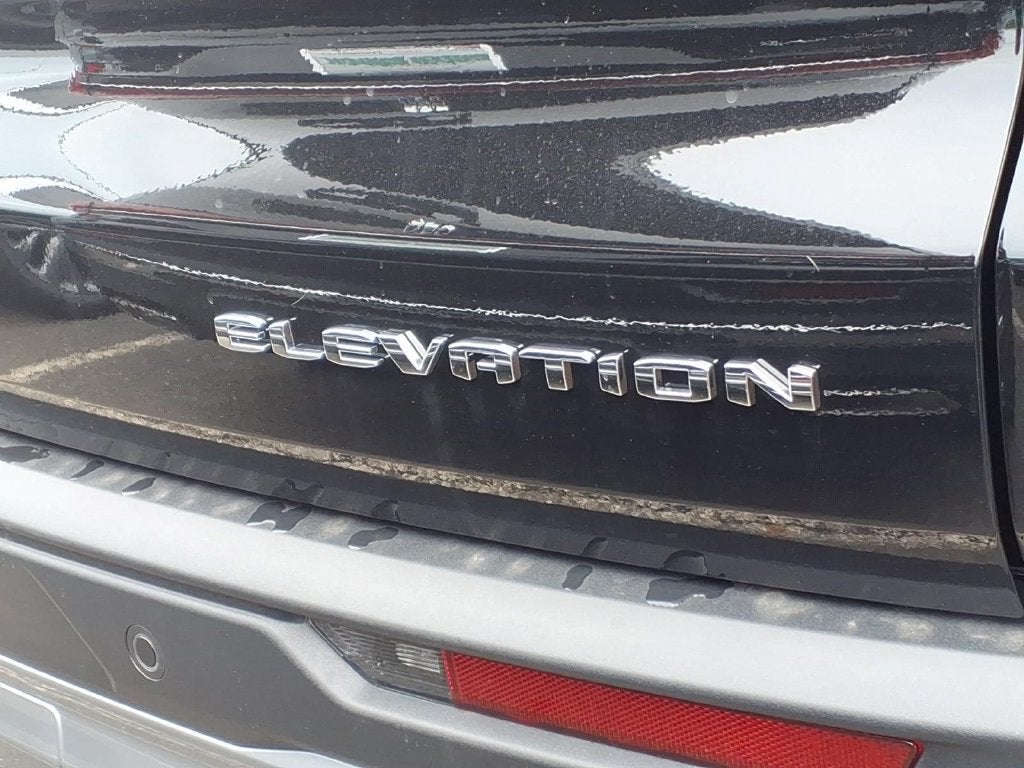 2027 GMC Acadia Elevation