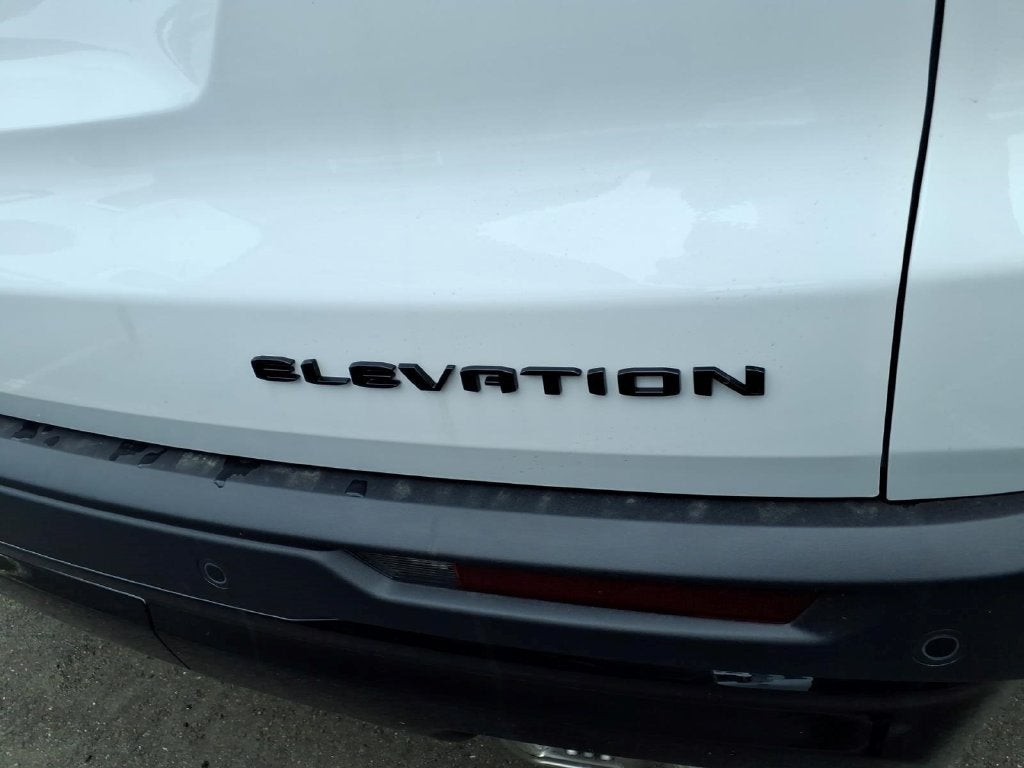 2027 GMC Acadia Elevation