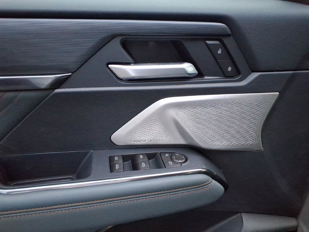 2027 GMC Acadia AT4