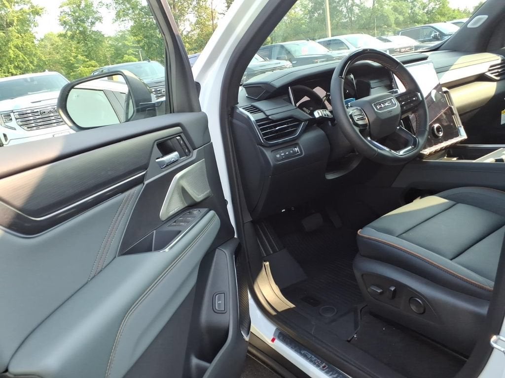 2027 GMC Acadia AT4
