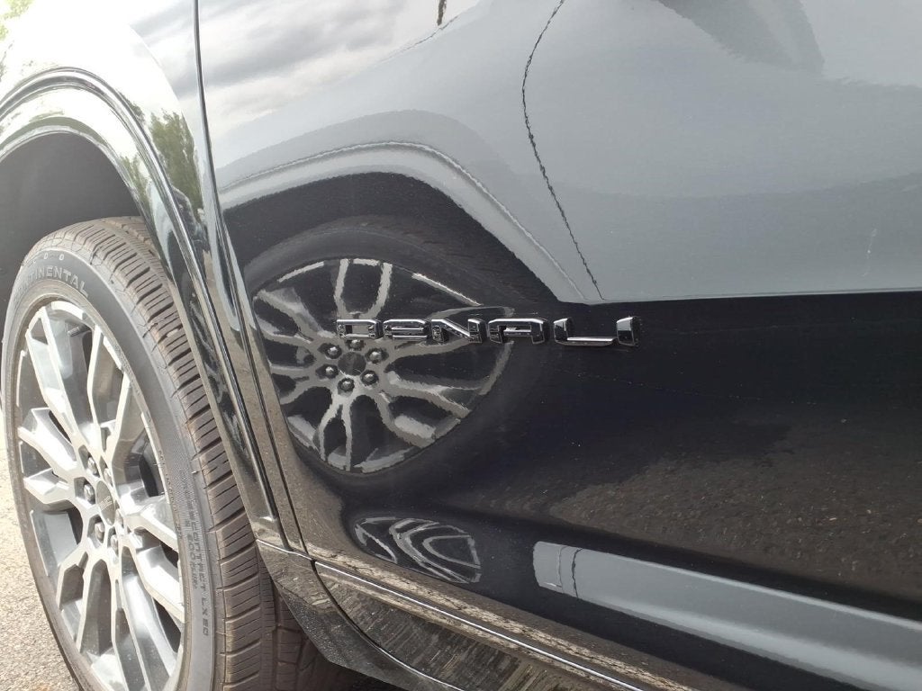 2027 GMC Acadia Denali Ultimate