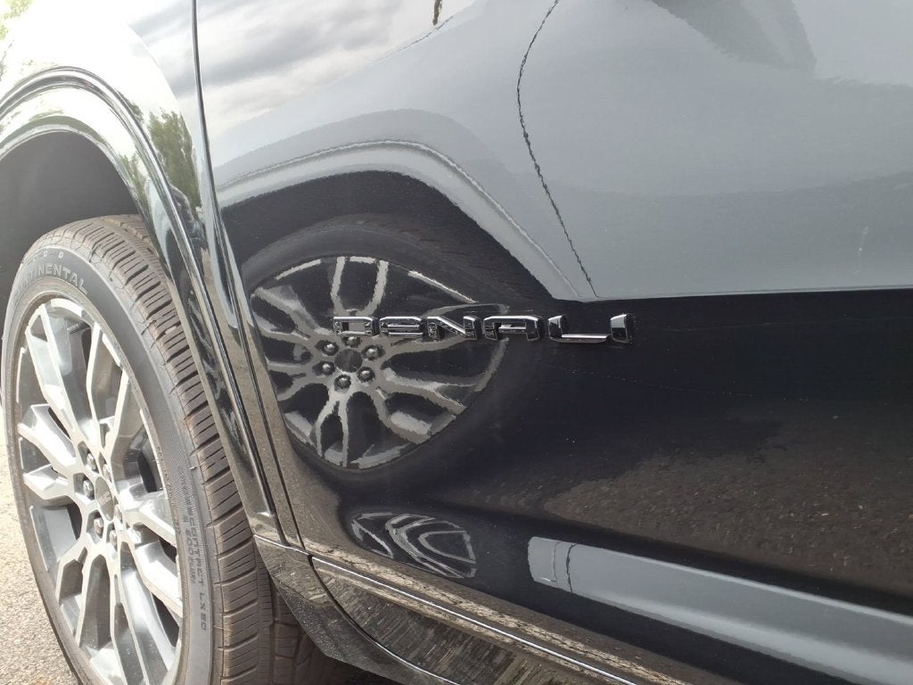 2027 GMC Acadia Denali Ultimate