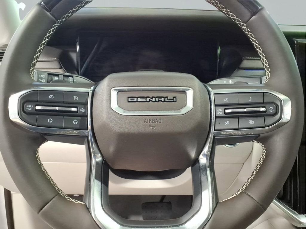 2024 GMC Acadia Denali - Photo 23
