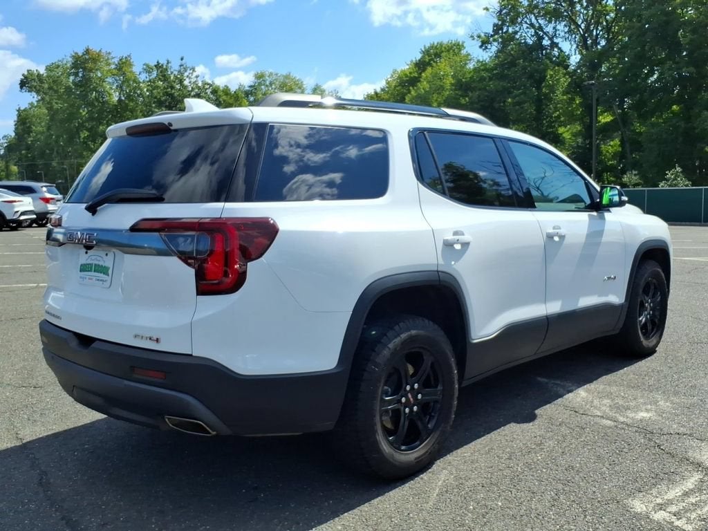 2023 GMC Acadia AT4
