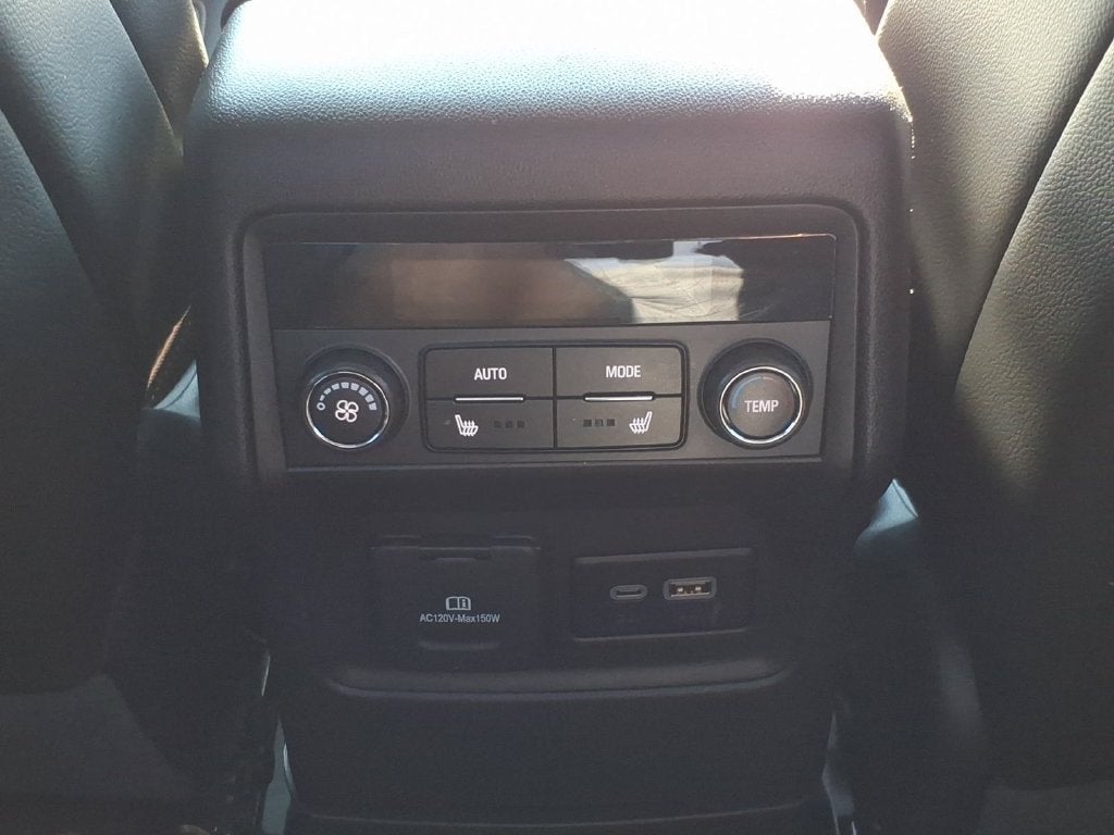 2023 GMC Acadia AT4 - Photo 11
