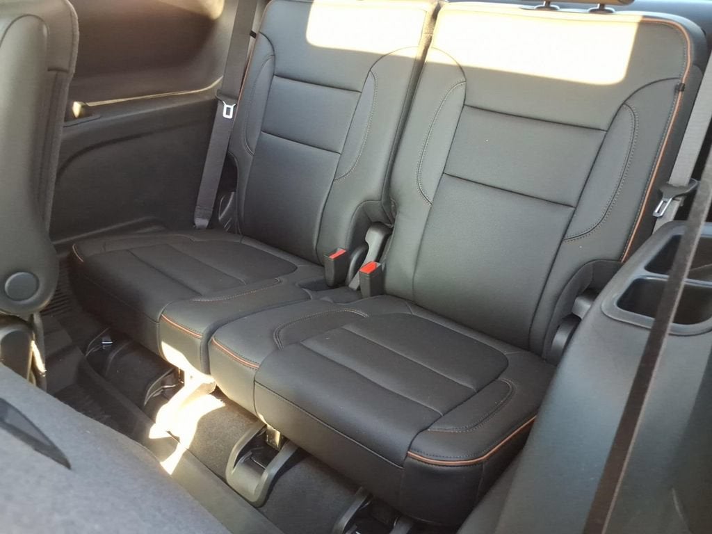 2023 GMC Acadia AT4 - Photo 12