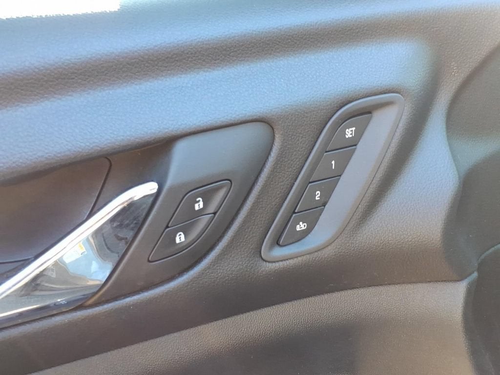 2023 GMC Acadia AT4 - Photo 17