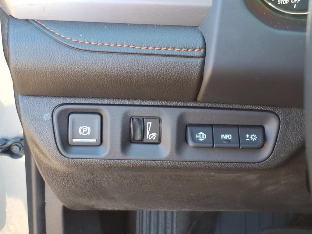 2023 GMC Acadia AT4 - Photo 19