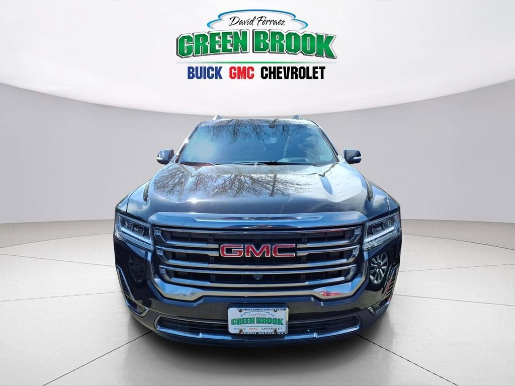 2023 GMC Acadia AT4