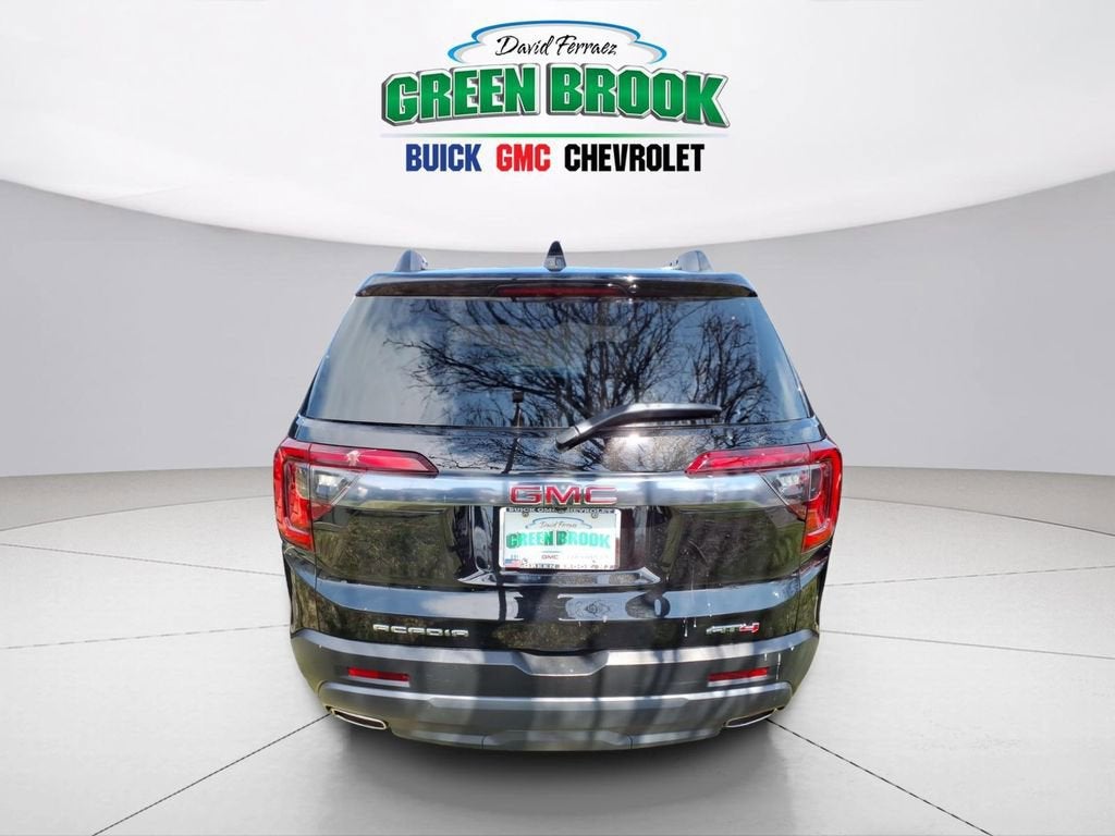 2023 GMC Acadia AT4