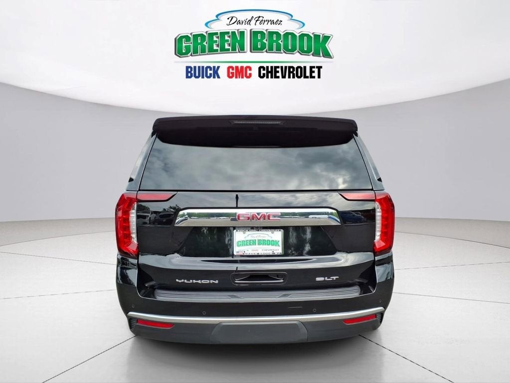 2023 GMC Yukon SLT