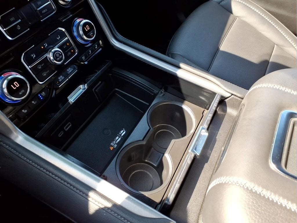 2023 GMC Yukon Denali - Photo 26