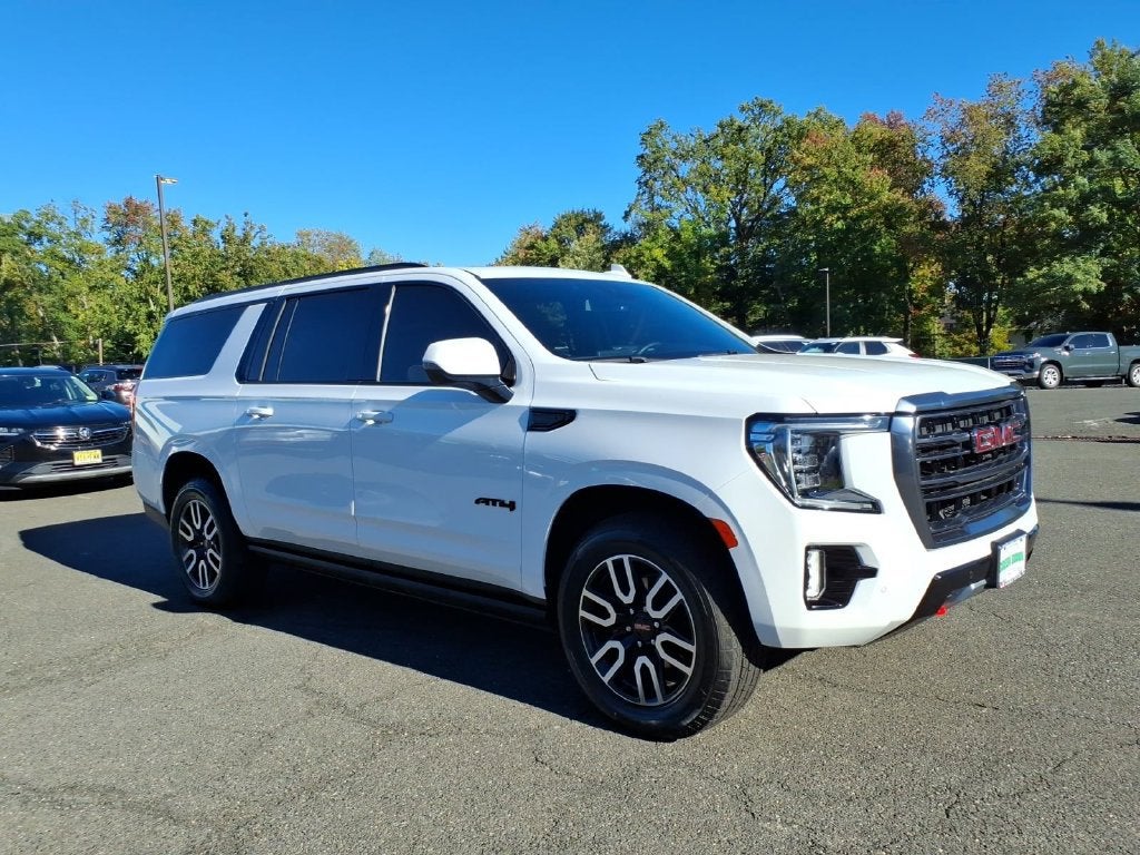 2023 GMC Yukon XL AT4