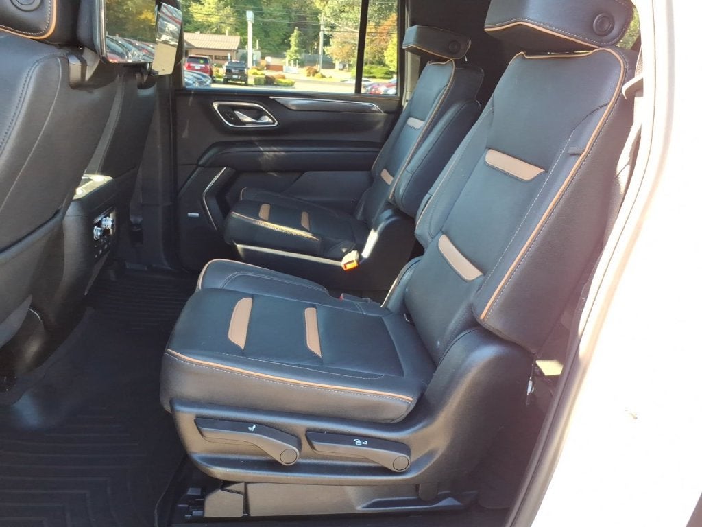 2023 GMC Yukon XL AT4