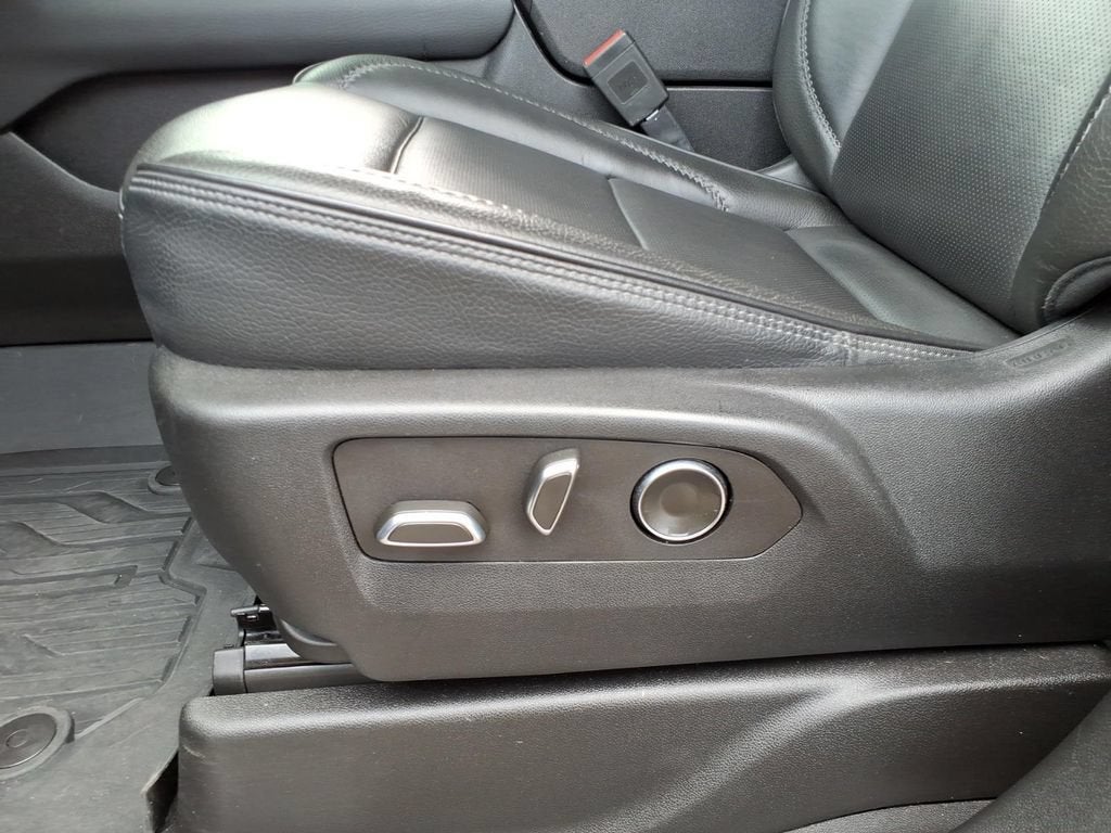 2024 GMC Yukon XL Denali - Photo 23