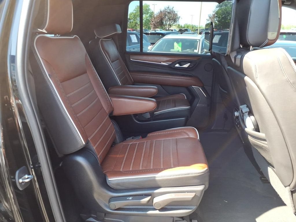 2023 GMC Yukon XL Denali Ultimate