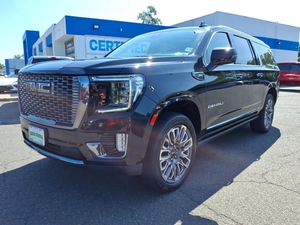 2023 GMC Yukon XL Denali Ultimate