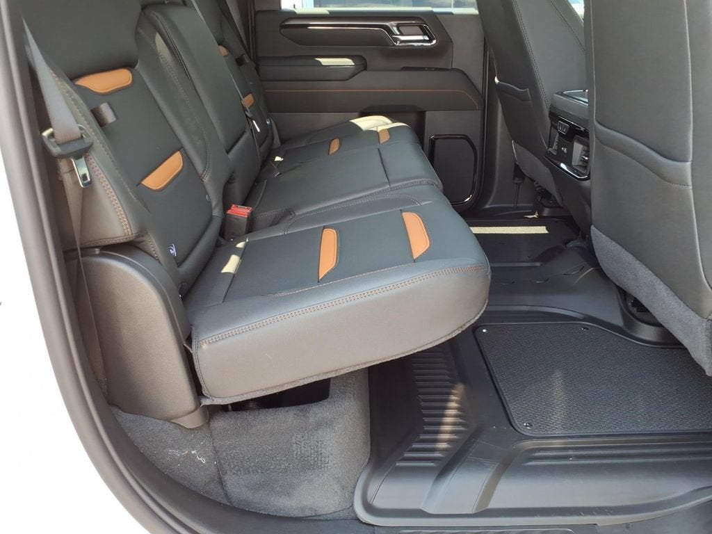 2026 GMC Sierra 2500HD AT4 - Photo 13