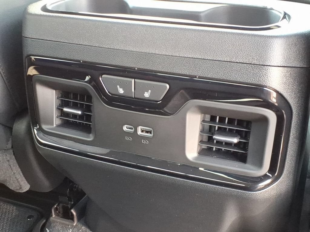 2026 GMC Sierra 2500HD AT4 - Photo 14