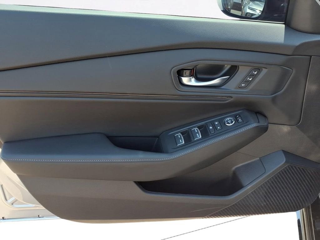 2025 Honda Accord Hybrid Sport-L - Photo 15