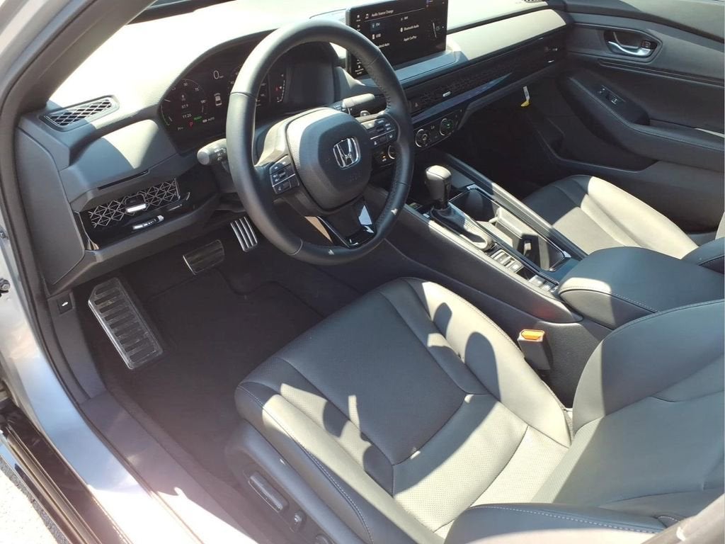 2025 Honda Accord Hybrid Sport-L - Photo 19