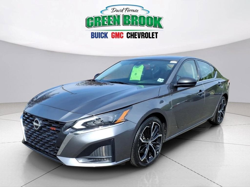 2023 Nissan Altima 2.5 SR