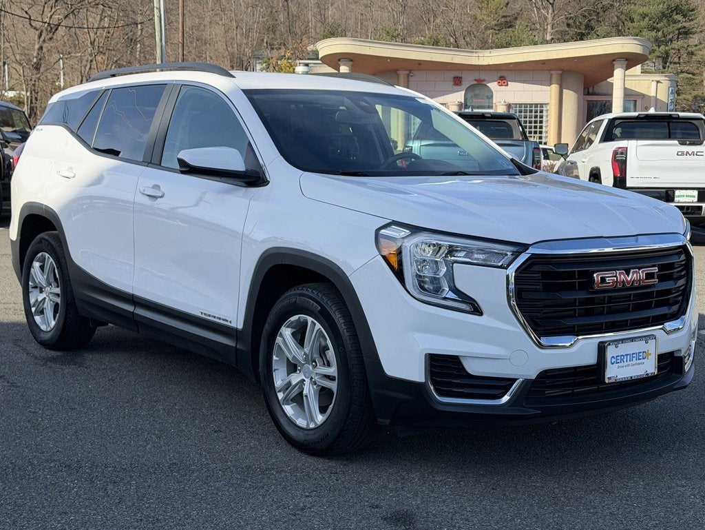 2023 GMC Terrain SLE