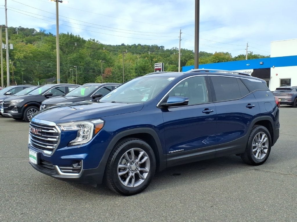 2022 GMC Terrain SLT