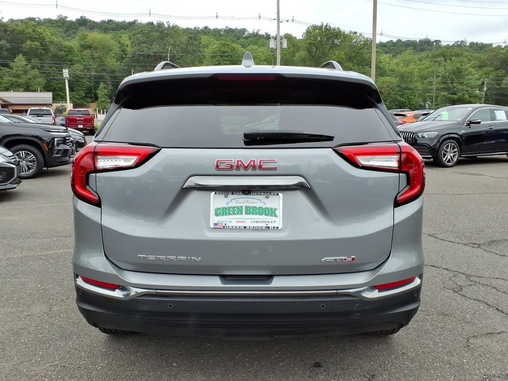 2023 GMC Terrain AT4