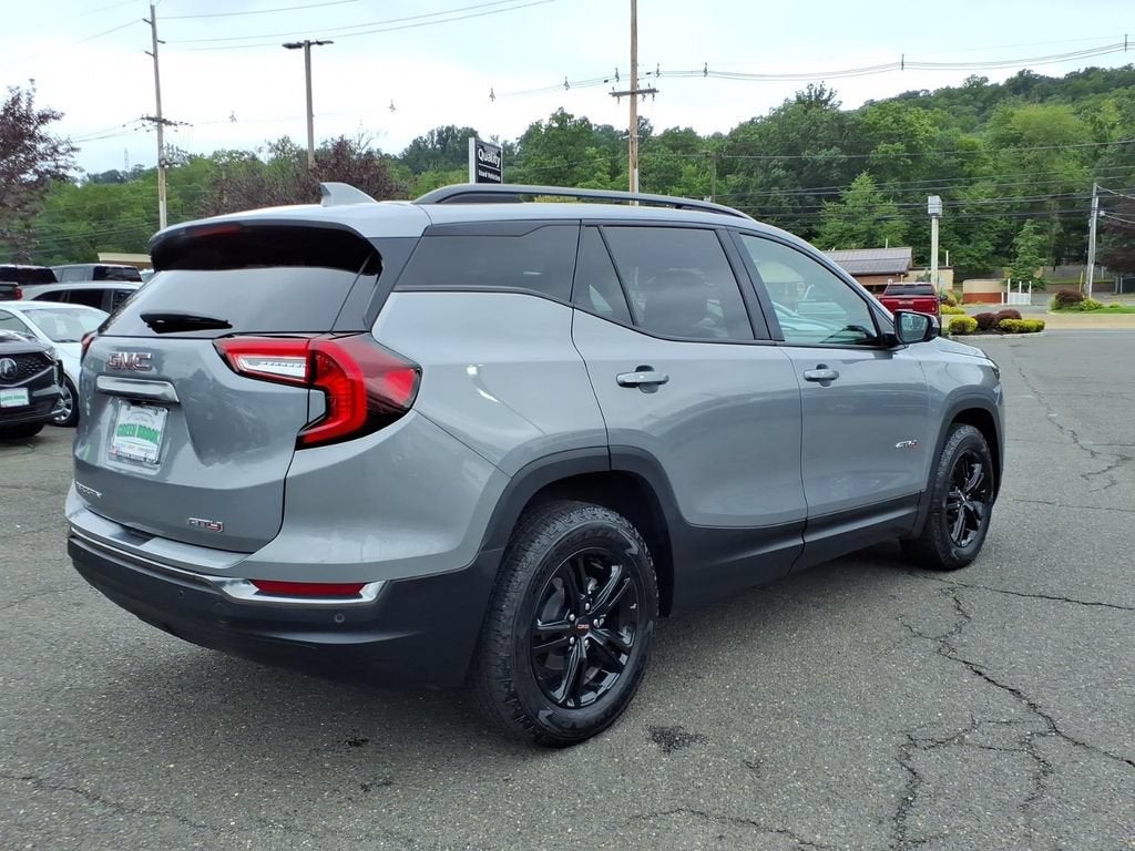 2023 GMC Terrain AT4