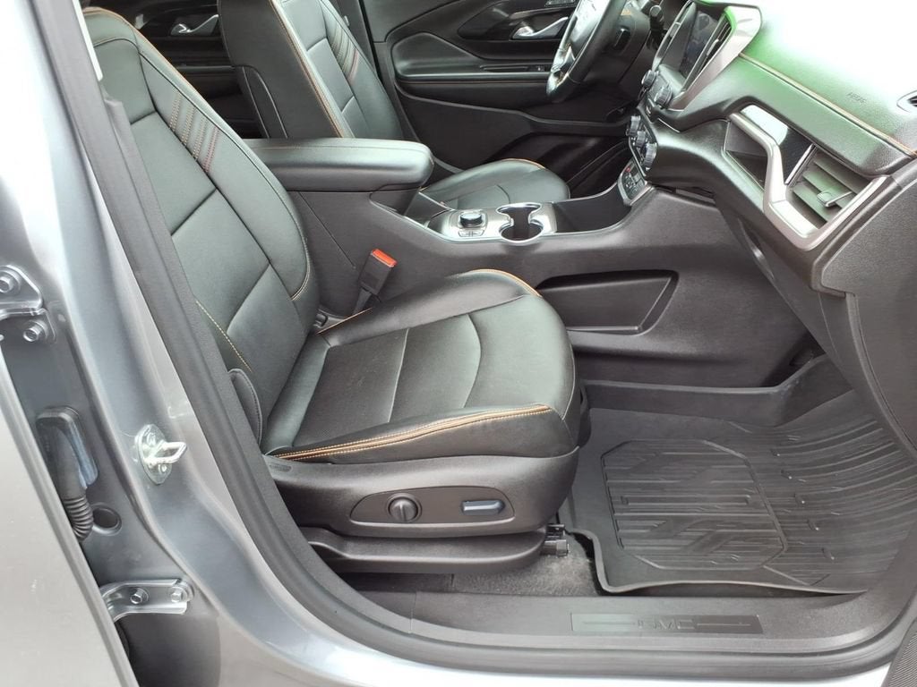 2024 GMC Terrain AT4 - Photo 10