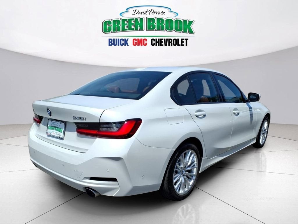 2023 BMW 3 Series 330i xDrive