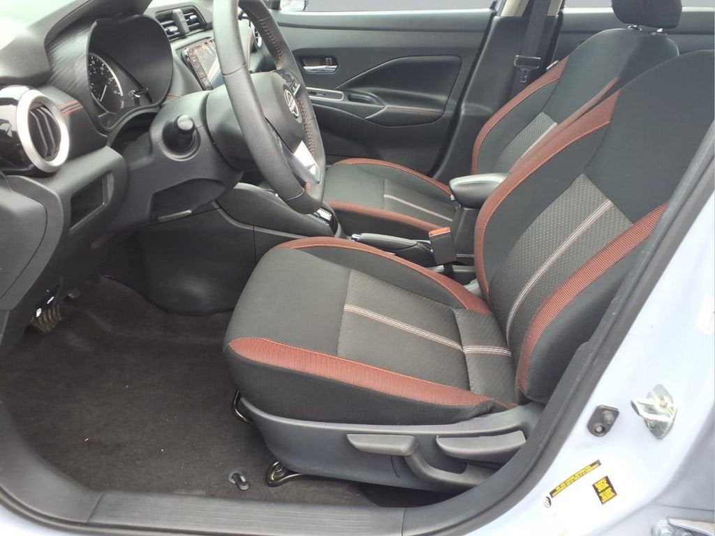 2024 Nissan Versa SR